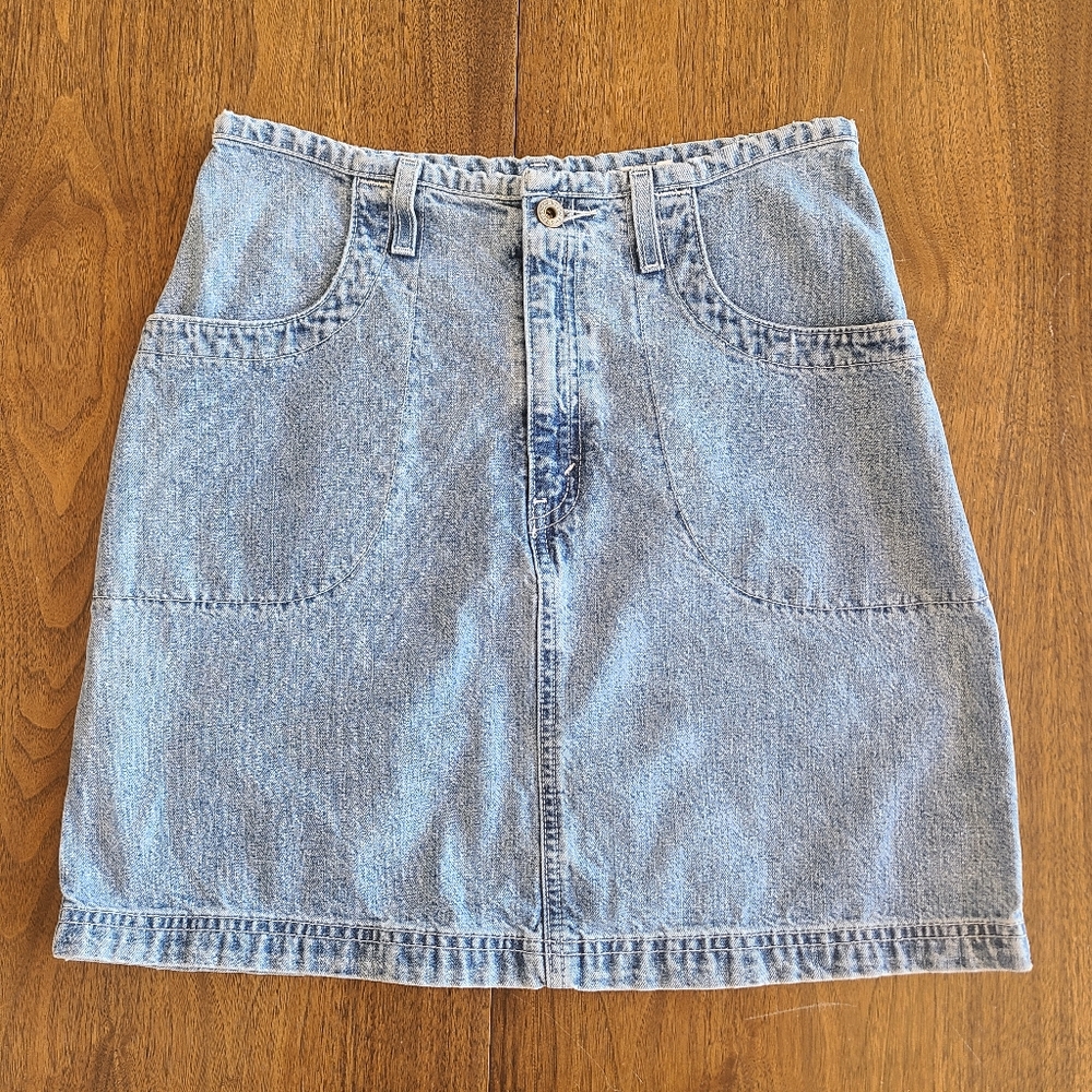 1990's light wash denim mini skirt by Levi's dry goods